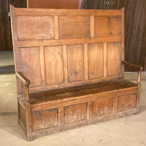 Panel back open arm settle