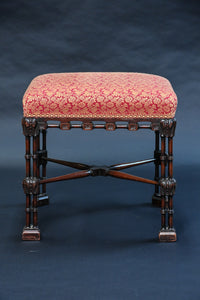‘chinese Chippendale’ Cluster Leg Tool Of Superb Colour.
