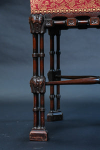 ‘chinese Chippendale’ Cluster Leg Tool Of Superb Colour.