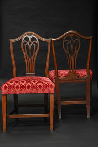 Antique side chairs - Fine Pair Of Hepplewhite Side Chairs (circa 1790) Possibly American, Covered In Zoffany Fabric.