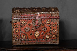 Ottoman Empire Leather Domed Grand Tour Box With Original Lining