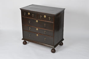 William & Mary oak chest of drawers (1690)