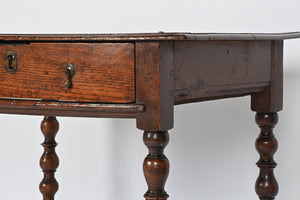 William & Mary Oak Side Table (Circa 1690)