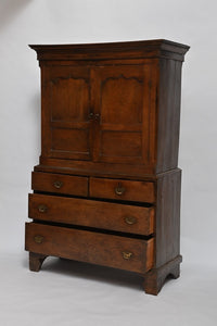 Antique Cupboard on Chest of Drawers - A banded George III Welsh linen press