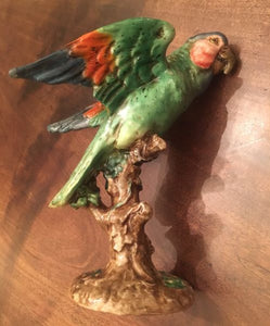Uno Zaccagnini & Figl Majolica Parrot Perched On A Tree Stump Circa 1920 (italian)