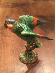 Uno Zaccagnini & Figl Majolica Parrot Perched On A Tree Stump Circa 1920 (italian)