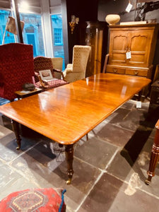 Mahogany Extending Masters’ Dining Table From Marlborough College, Wiltshire